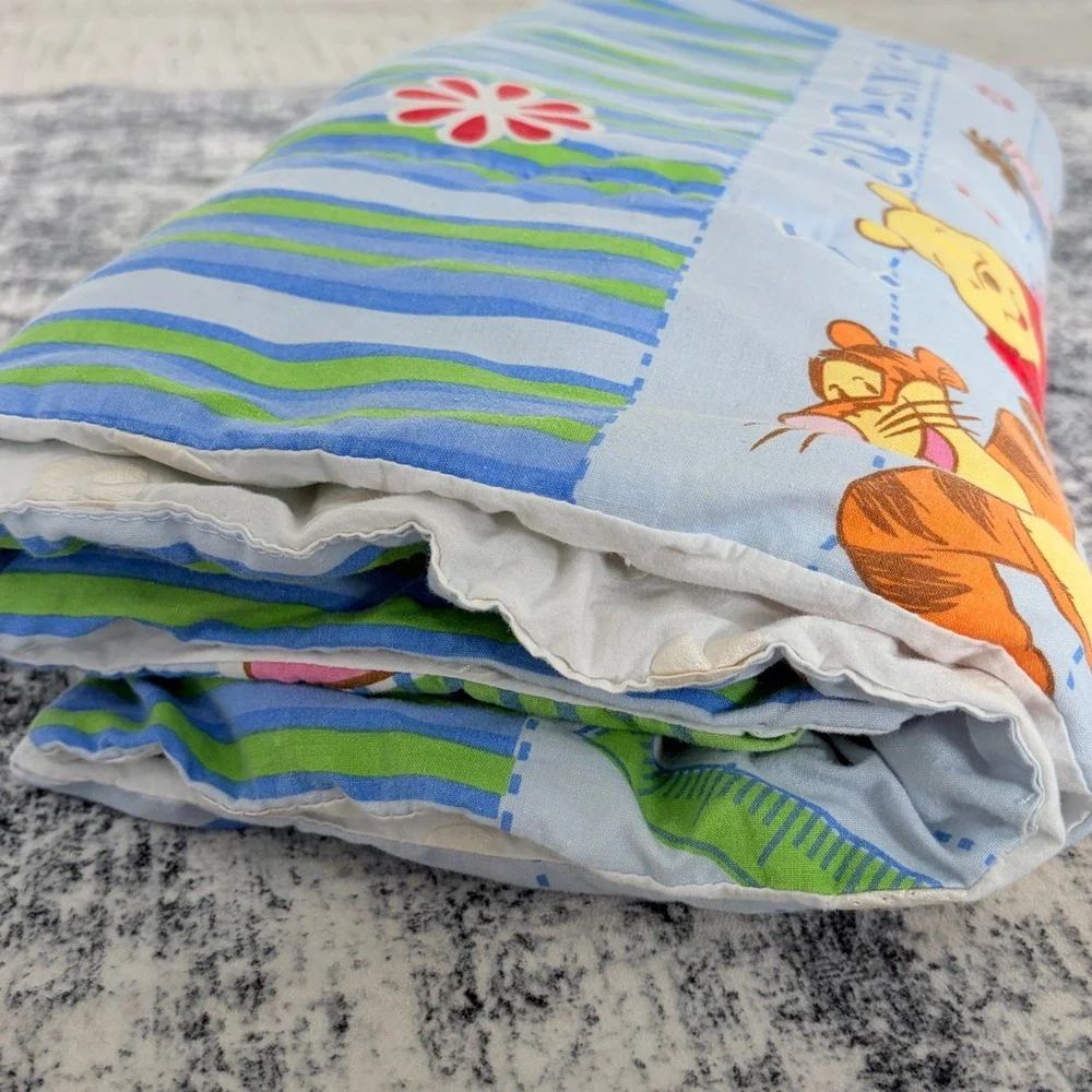Disney Winnie the Pooh Spanish‎ Crib Comforter Baby 30x40